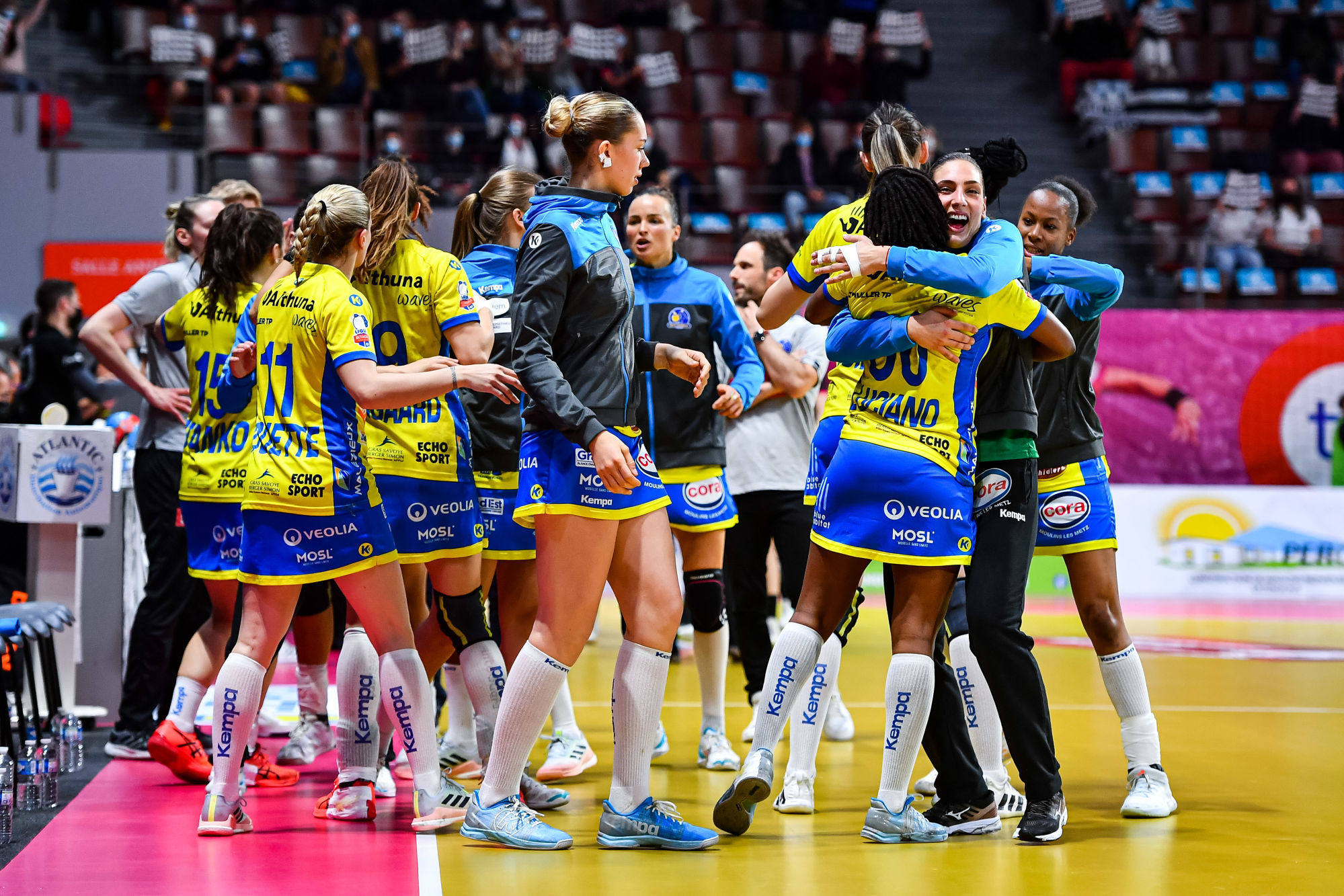 Team of Metz prior to the women’s Ligue Butagaz Energie final match between Brest and Metz at Brest Arena on May 23, 2021 in Brest, France. (Photo by Baptiste Fernandez/Icon Sport) - --- - Brest (France)