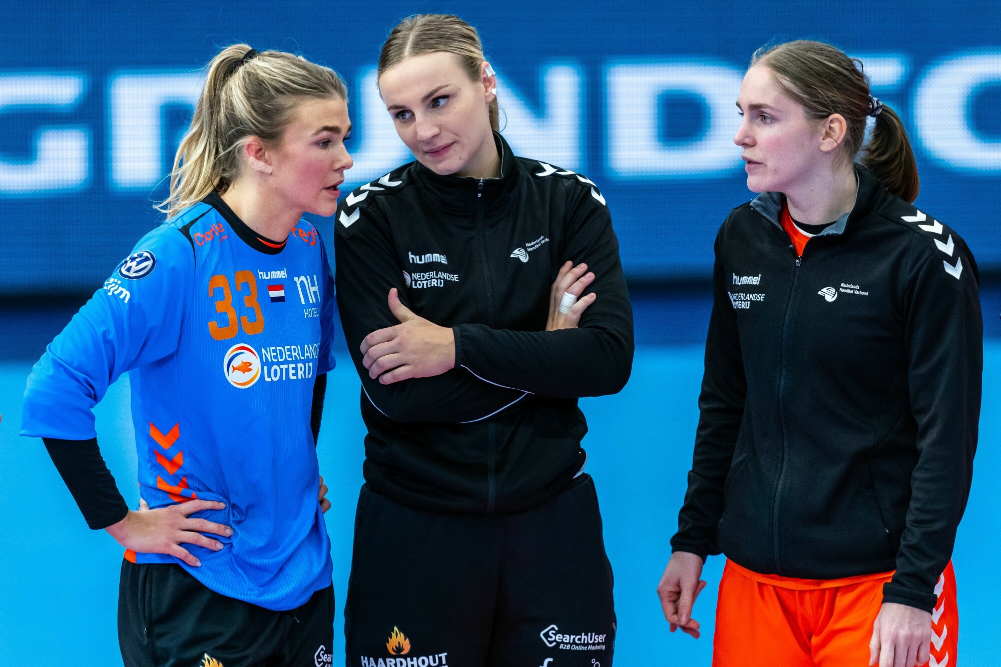 KOLDING - The Dutch handball players from left to right Tess Wester, Rinka Duijndam, Laura Van Der Heijden are disappointed after the match against Germany during the second round of the European Championship handball for women. ANP RONALD HOOGENDOORN  