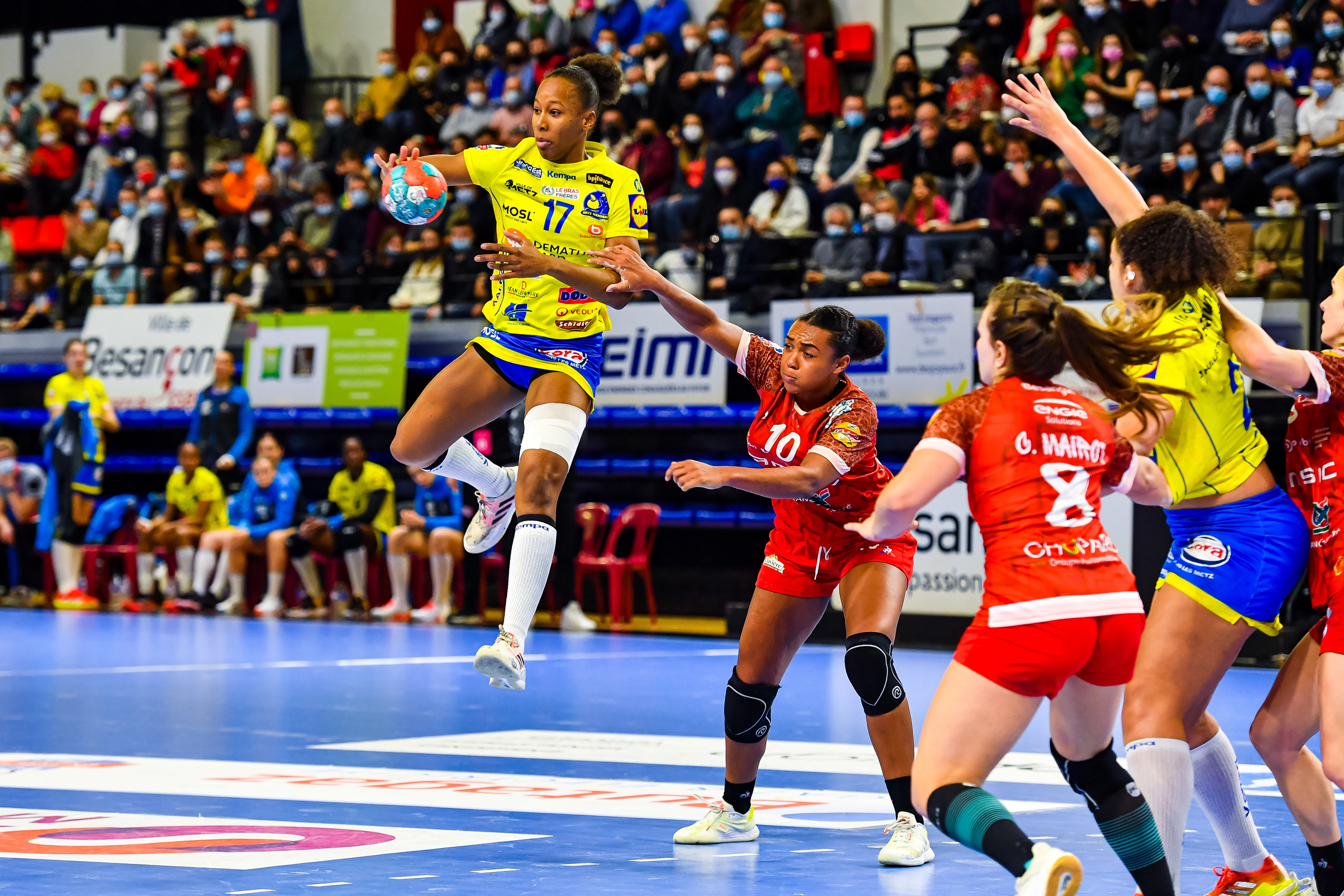Orlane KANOR of Metz during the French Ligue Butagaz Energie women’s handball match between Besancon and Metz on February 2, 2022 in Besancon, France. (Photo by Baptiste Fernandez/Icon Sport)